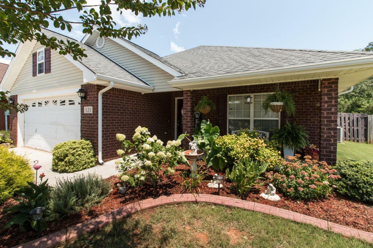 Villa Rockett! Your Sweet Home Away From Home! Huntsville Kültér fotó